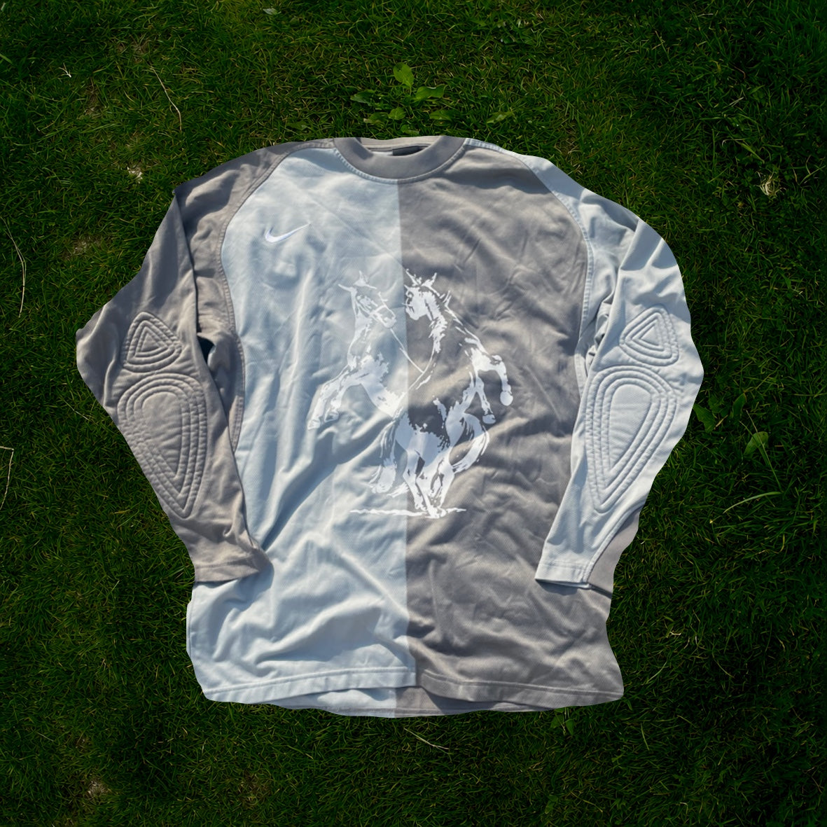 doze x shergar vintage nike longsleeve